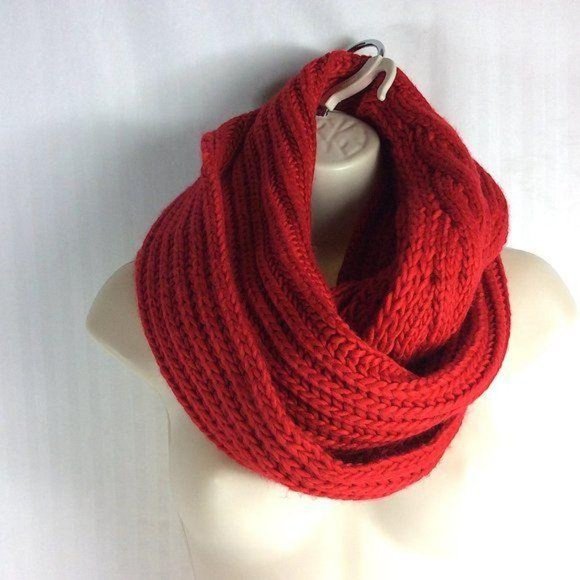 4/$25 BP Scarf Infinity Chunky Knit Red Womens One Size - Picture 2 of 12